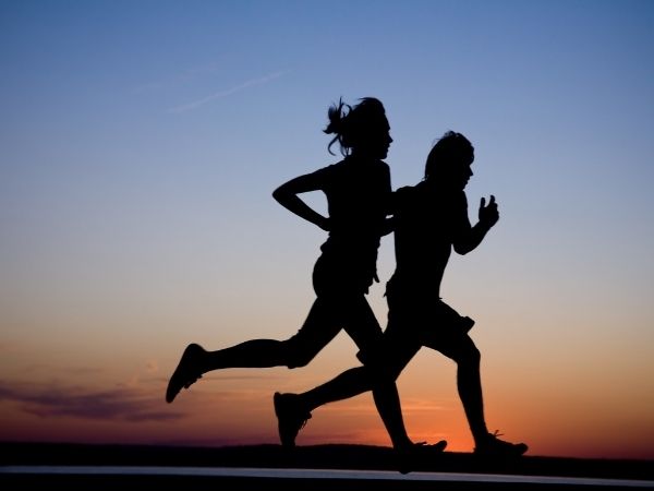 Jak utrzymać motywację podczas biegów długodystansowych