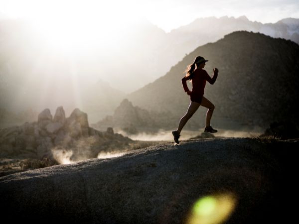 Co jeść podczas treningu do maratonu: Porady żywieniowe dla ultramaratończyków